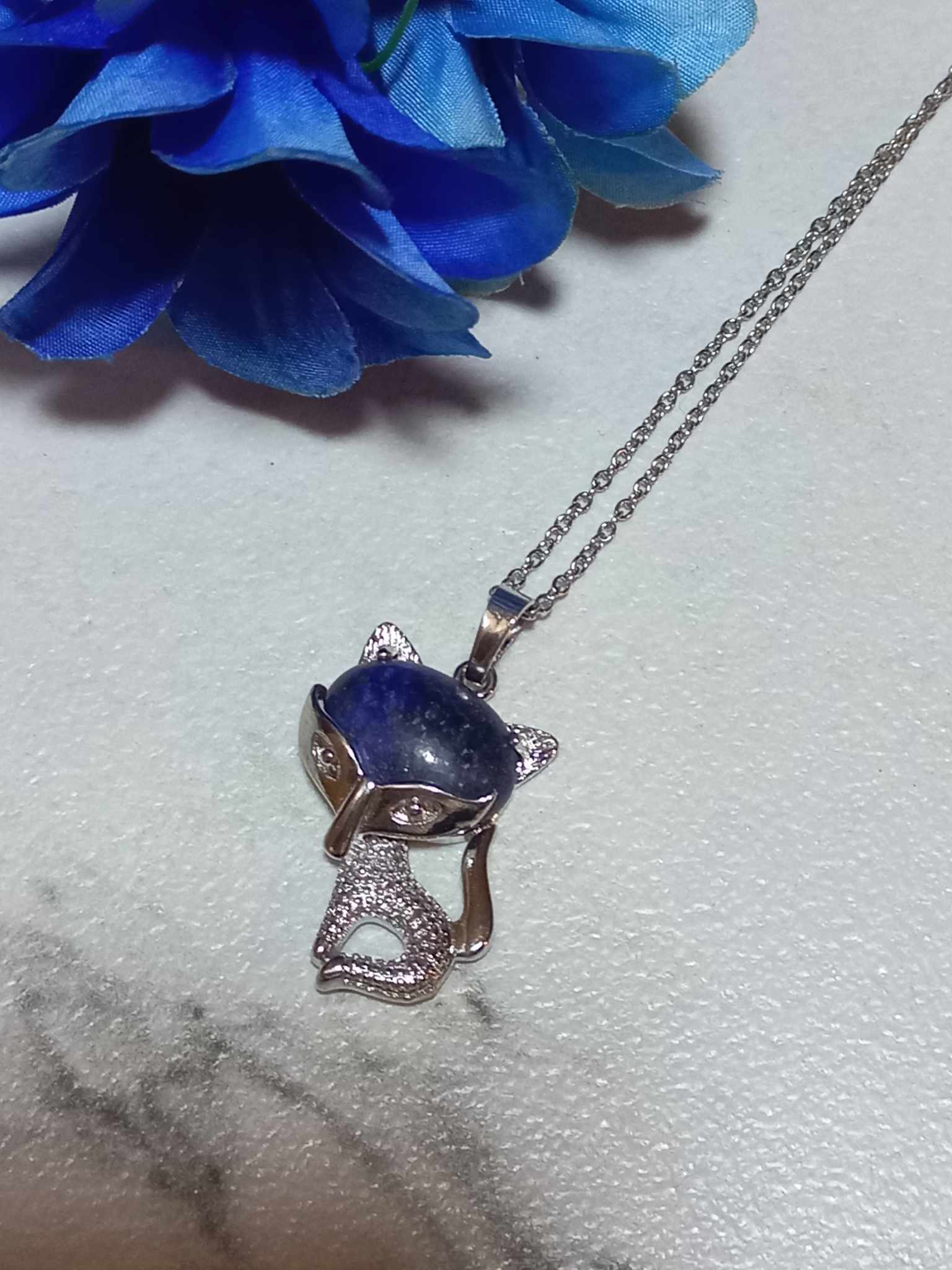 Lápisz lazuli rókás nyaklánc
